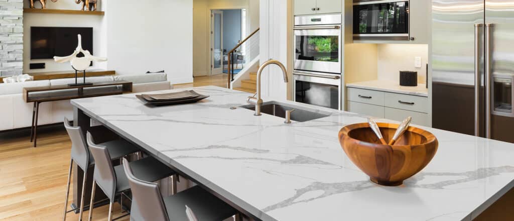 Calacatta Leon quartz