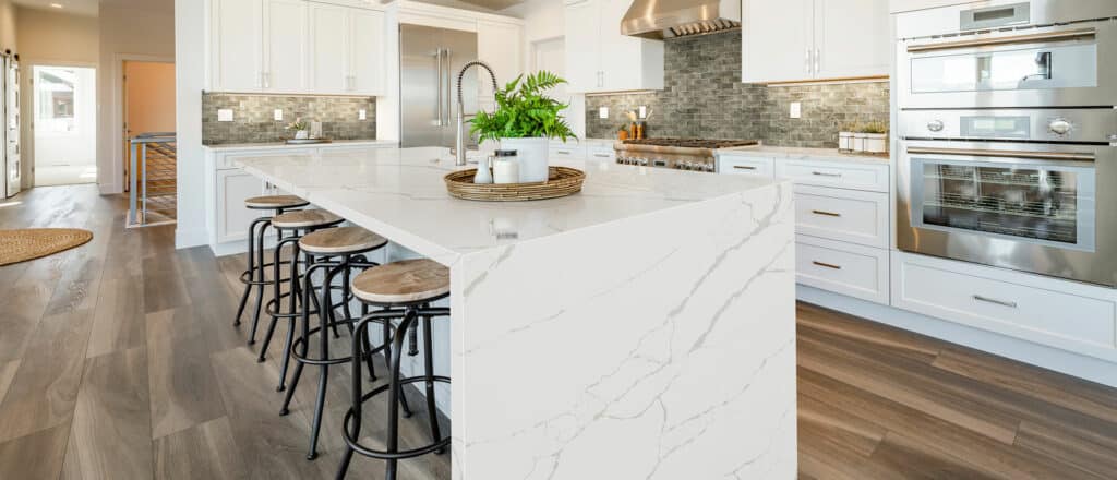 New Calacatta Laza quartz